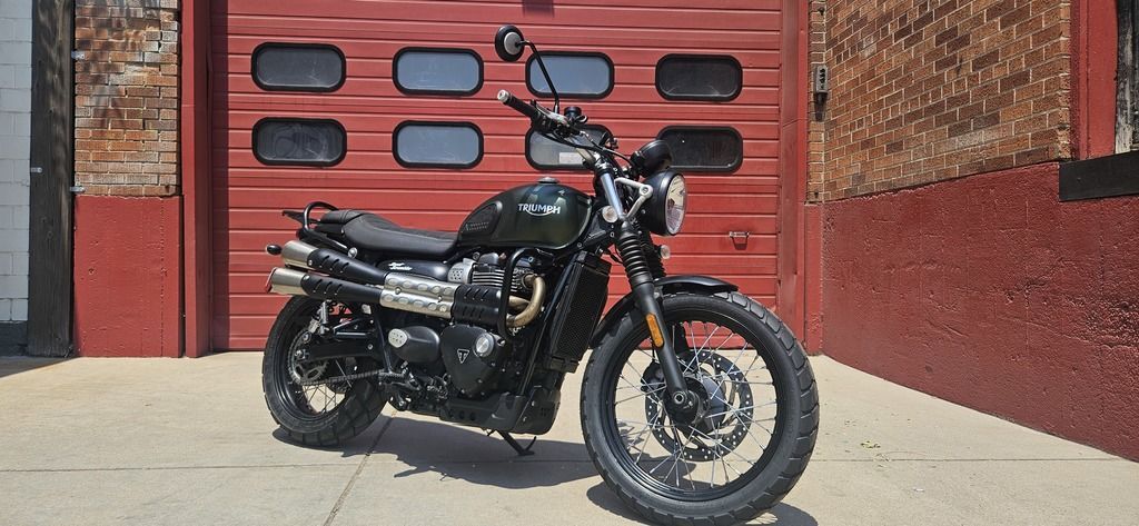 2018 Triumph Street Scrambler Matte Khaki Green in Denver, CO