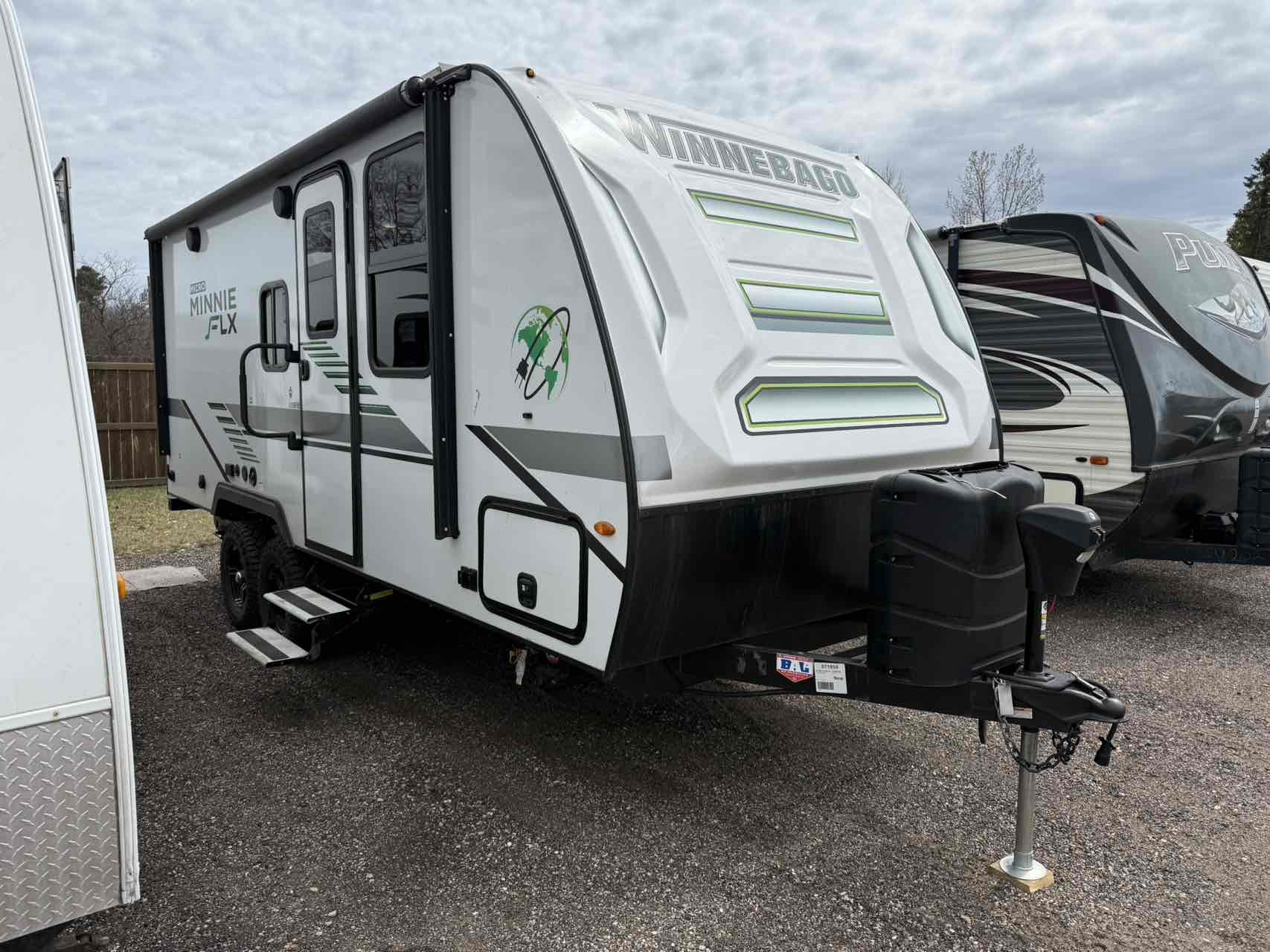 2022 Winnebago Micro Minnie FLX 2108FBS RV