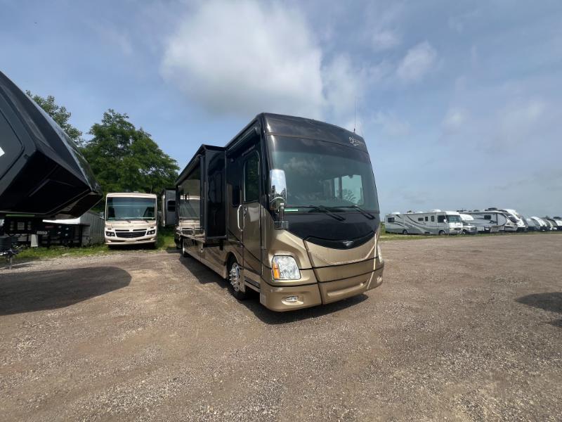2014 Fleetwood Discovery 40X in elkhorn WI
