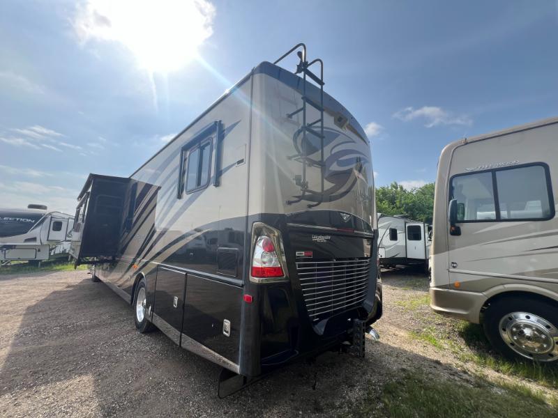 2014 Fleetwood Discovery 40X in elkhorn WI