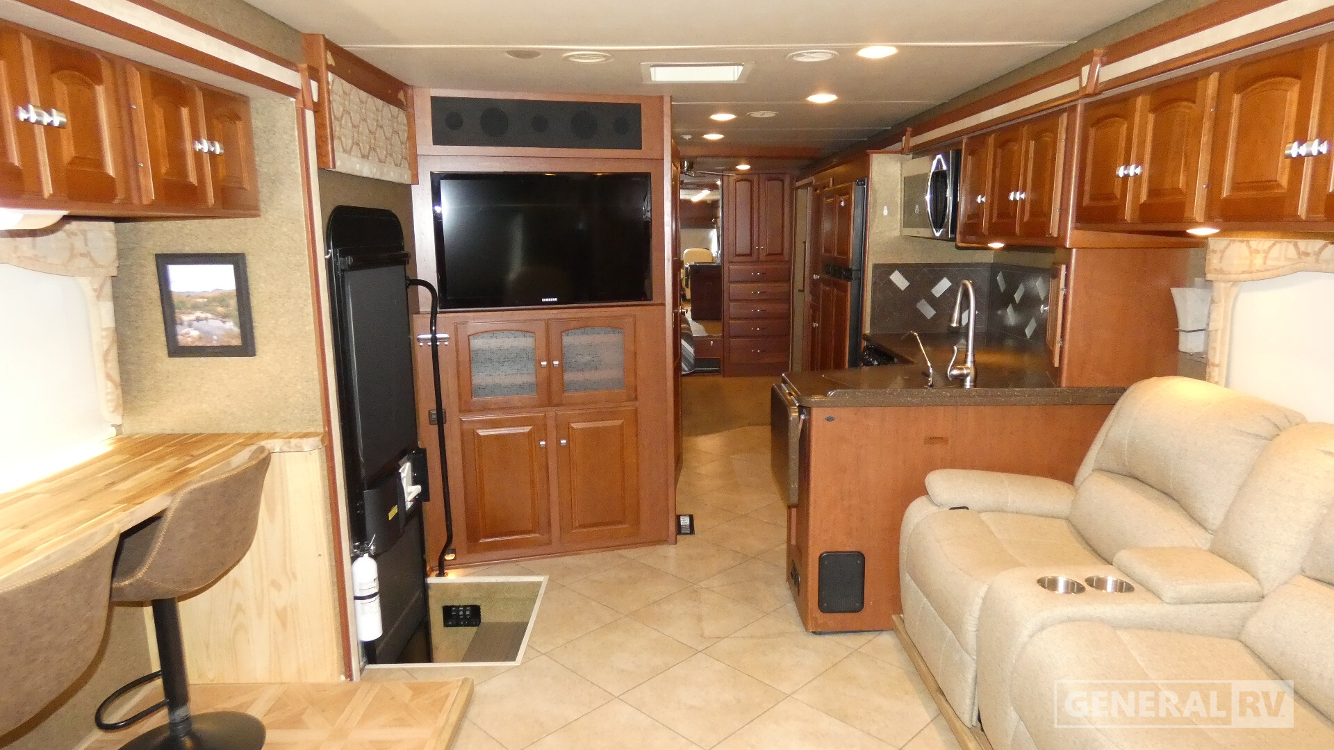2013 Winnebago ADVENTURER 35P in ocala FL
