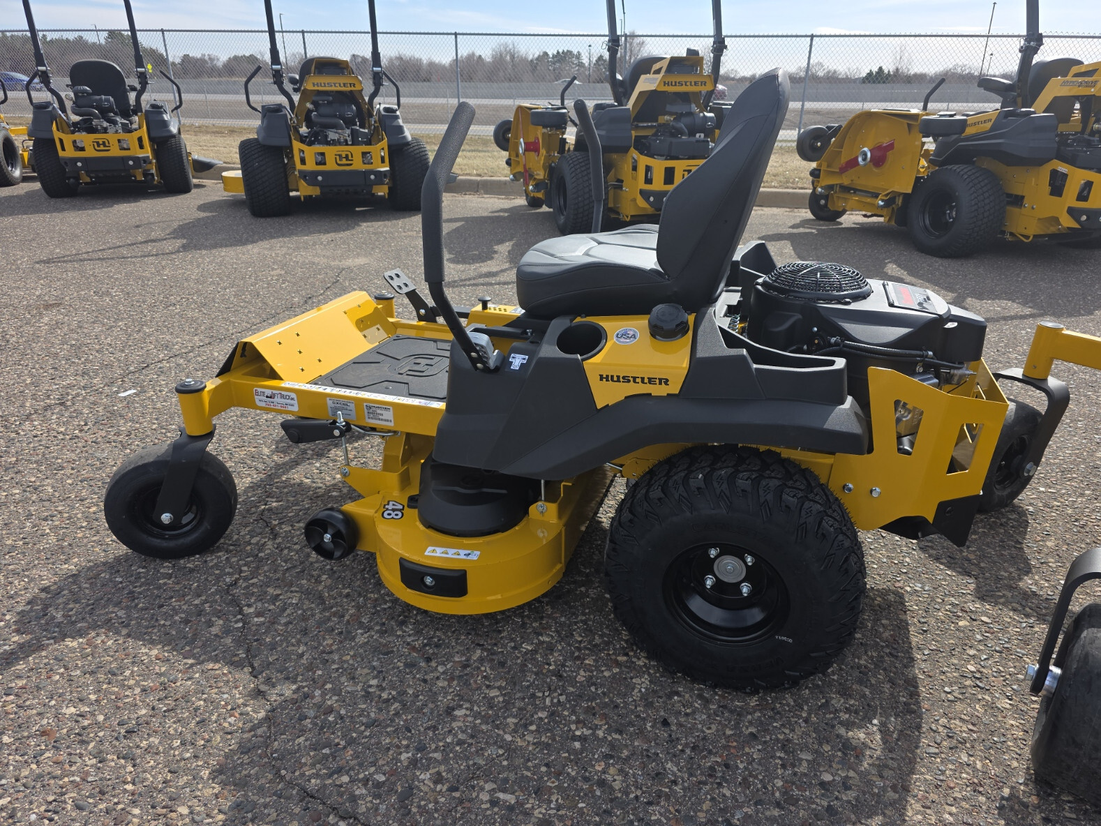 2026 Hustler Turf Equipment Raptor X 48" in Anoka, MN