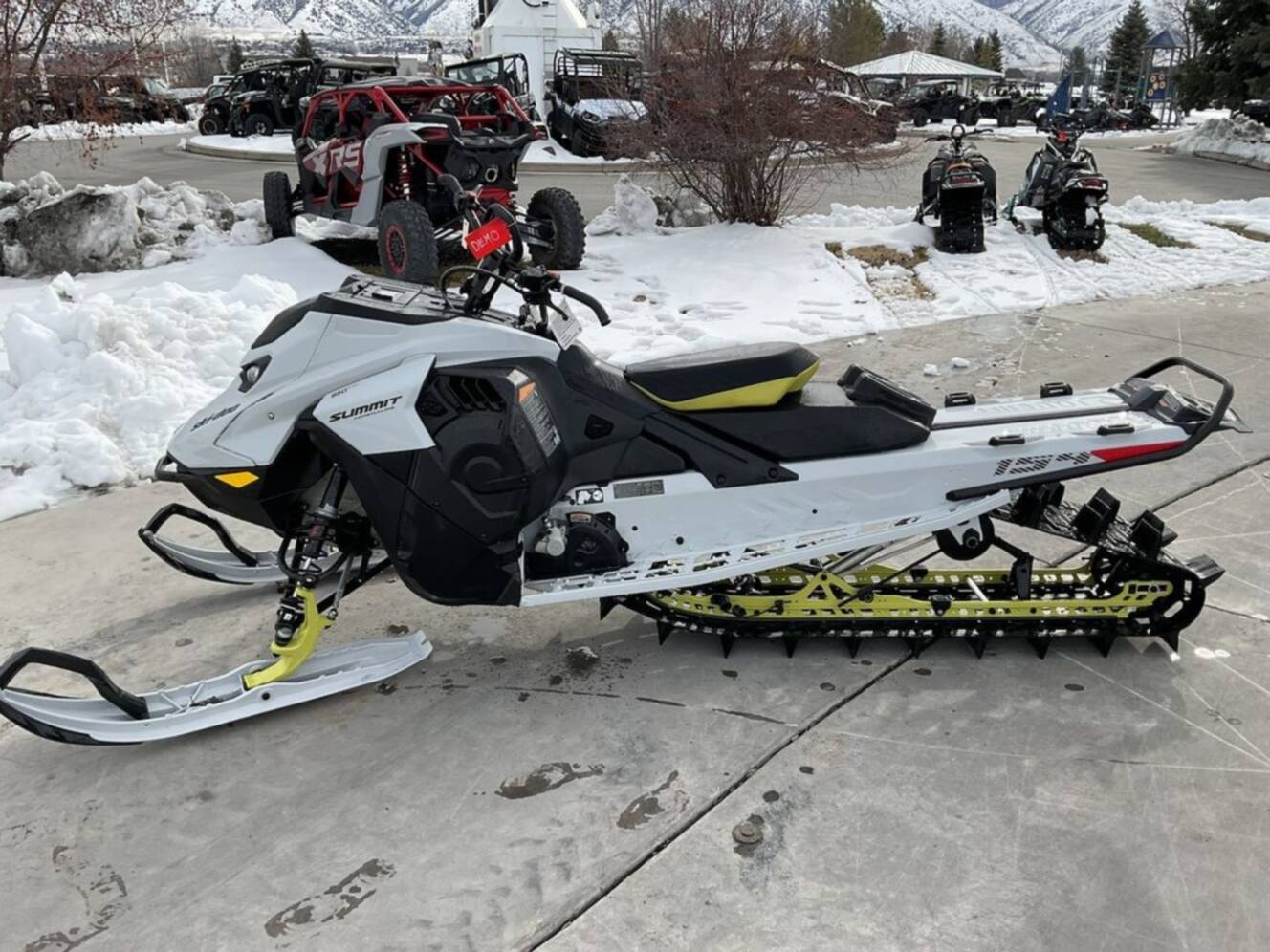 A photo of this 2025 Ski-Doo Summit® Adrenaline® with Edge Package 850 E-TEC 165 S