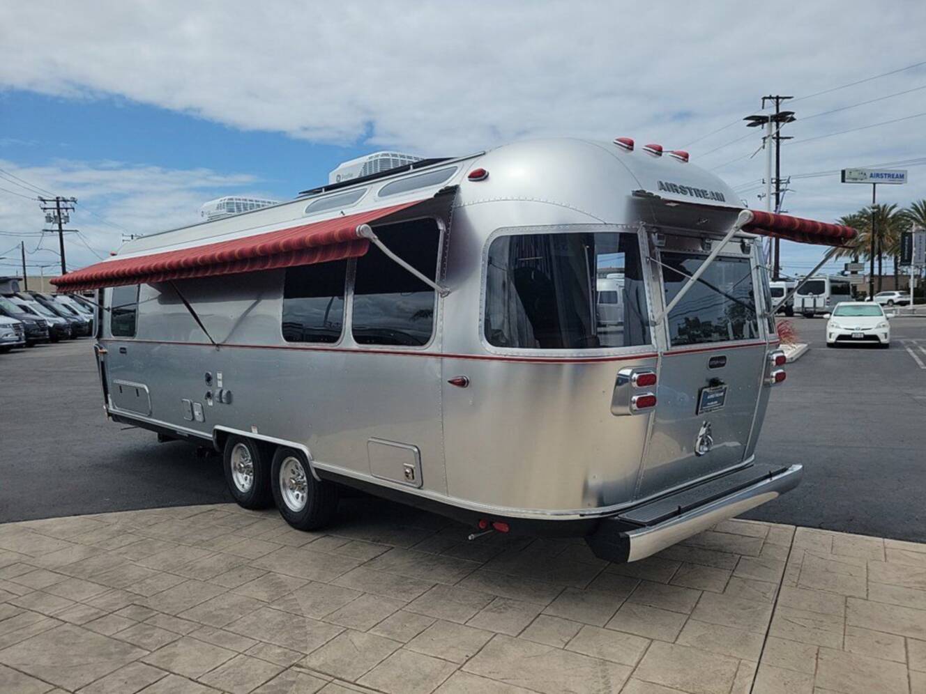 A photo of this 2026 Airstream Stetson 6666