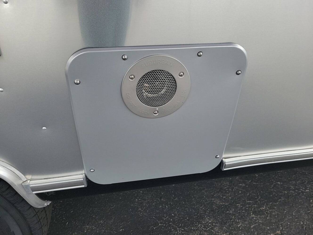 A photo of this 2026 Airstream Stetson 6666