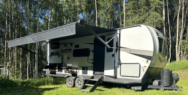 2023 Forest River ROCKWOOD MINI LITE 2509S in eagle river AK