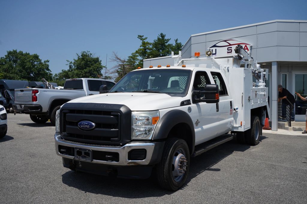 2015 FORD F550 in Langhorne, PA