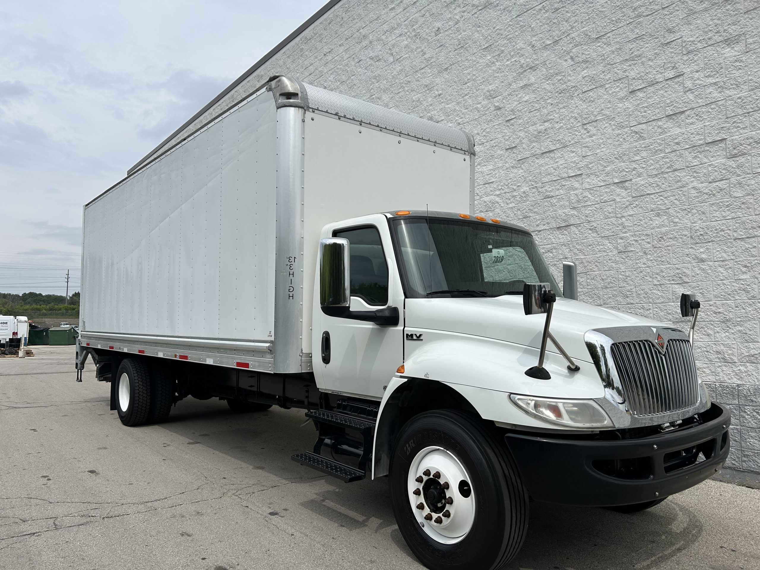 2020 INTERNATIONAL MV607 in Milwaukee, WI