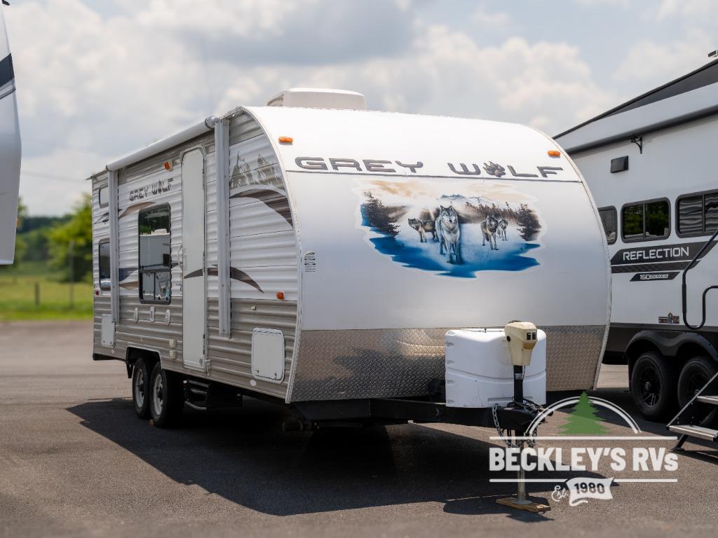 2011 Forest River Rv Cherokee Grey Wolf 22BH in thurmont MD