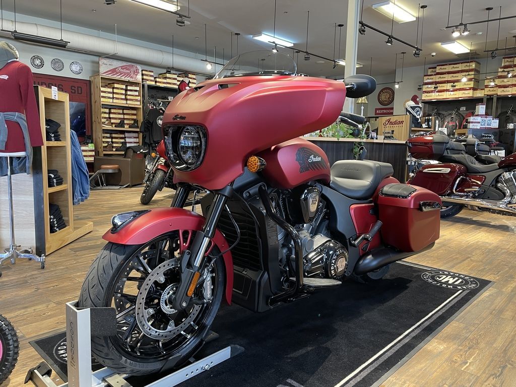 2026 Indian Motorcycle® Chieftain® PowerPlus Dark Horse® 112 w/PowerBand Suns DARK HORSE in Sturgis, SD