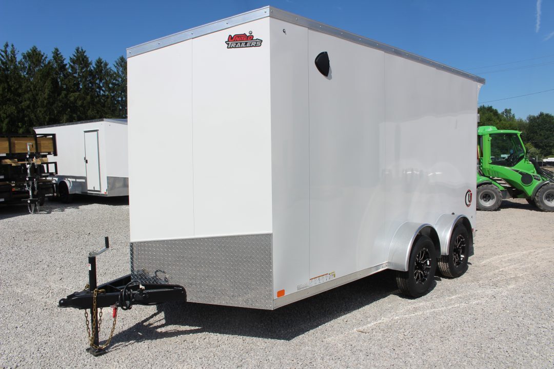 2026 United Trailers UJ-714TA35-8.5 in Newbury, OH