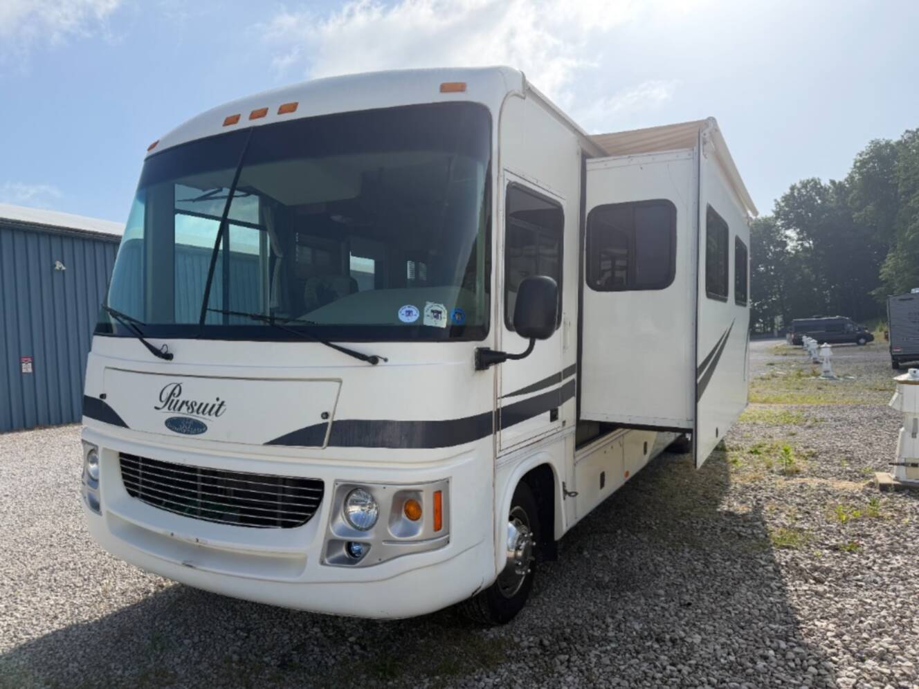 A photo of this 2004 Georgie Boy Pursuit 3500 DS