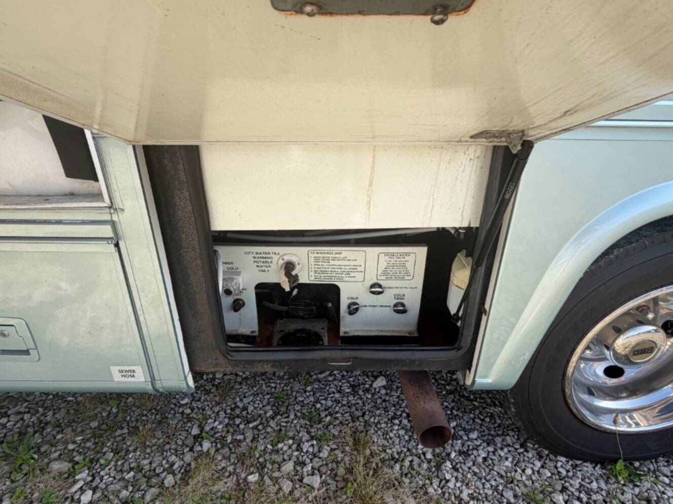 A photo of this 2004 Georgie Boy Pursuit 3500 DS