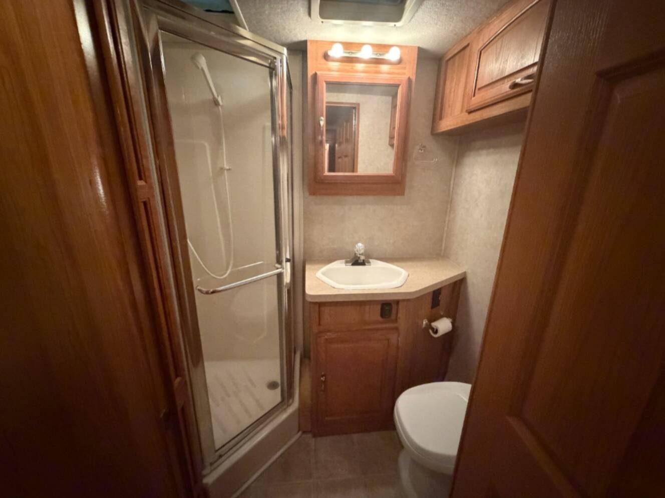 A photo of this 2004 Georgie Boy Pursuit 3500 DS