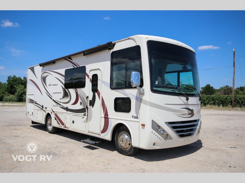 2018 Thor Motor Coach Hurricane 29M in fort worth TX
