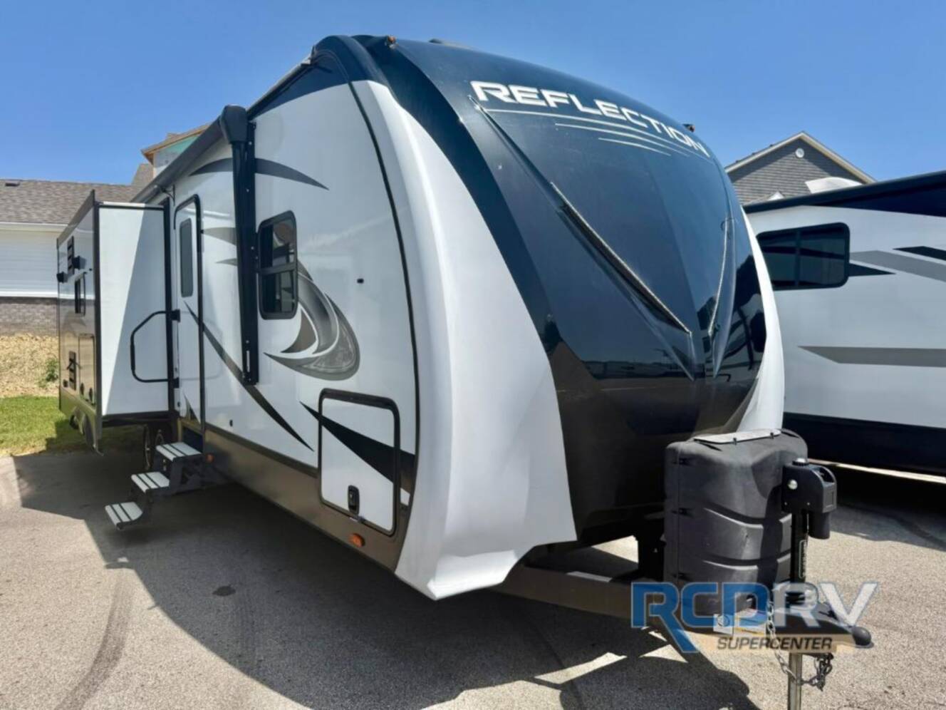 A photo of this 2021 Grand Design Reflection 297RSTS