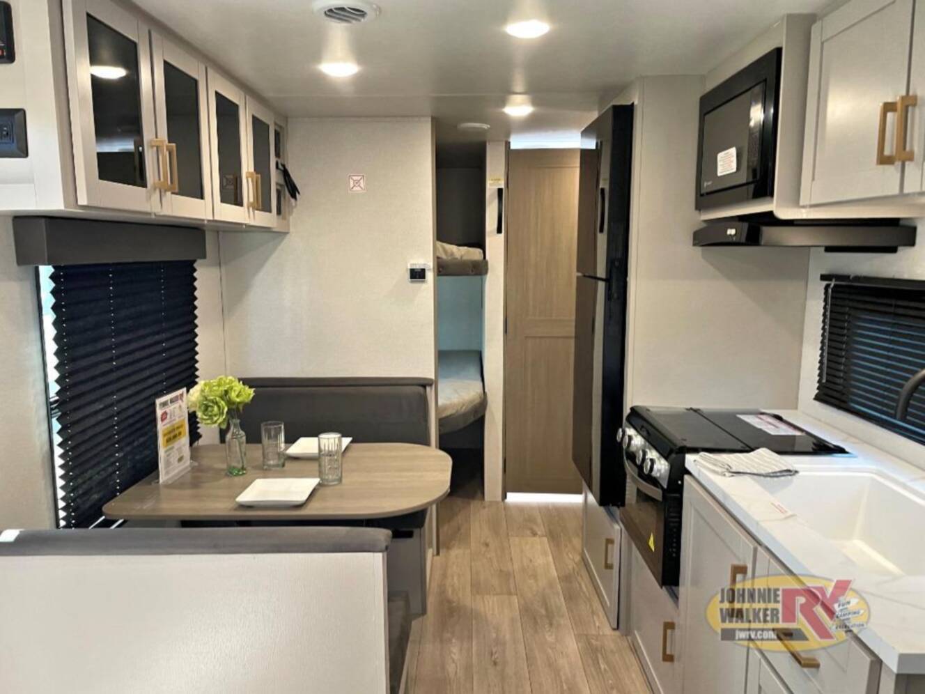 A photo of this 2027 Jayco Jay Flight SLX 260BHW