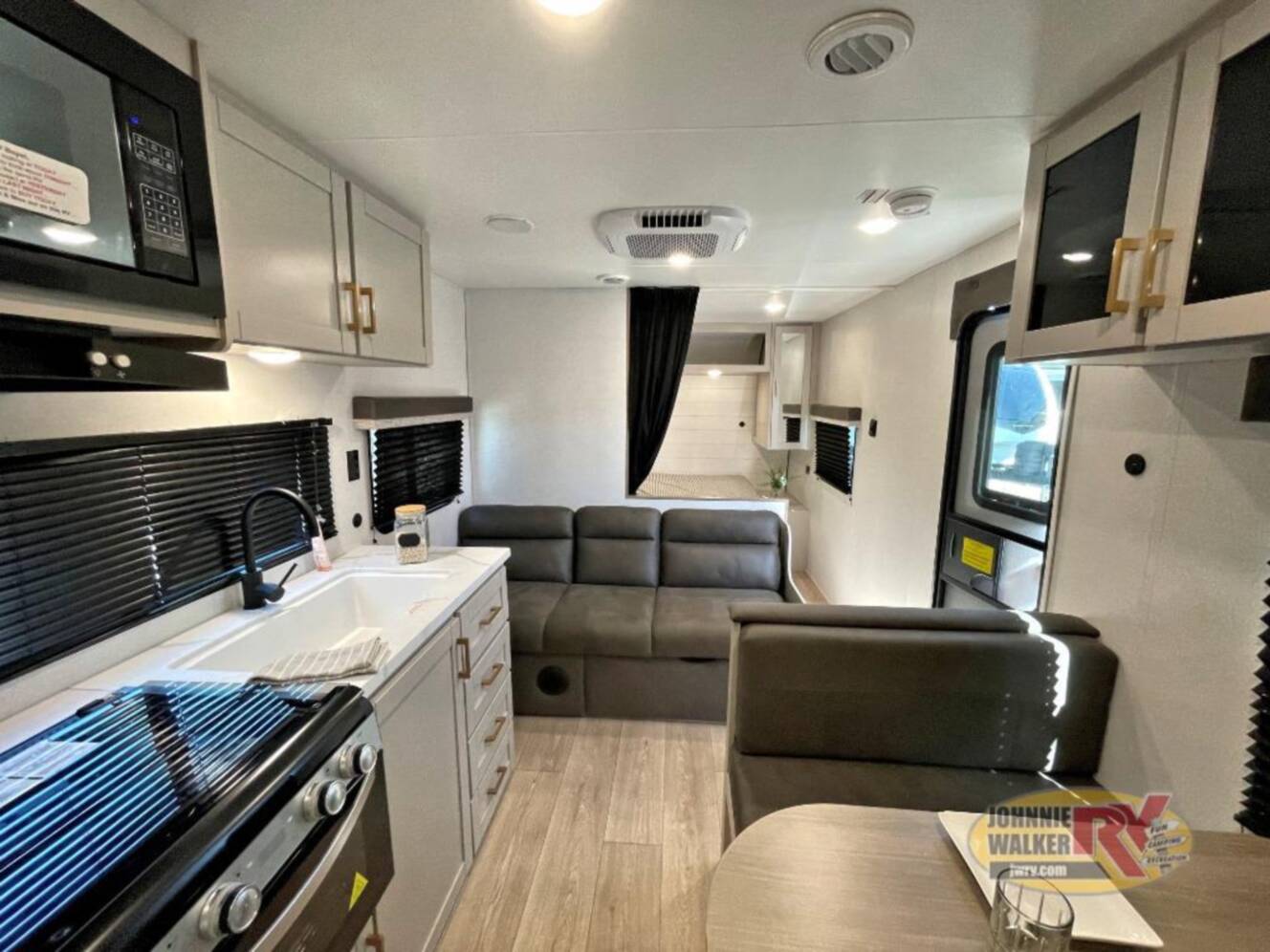 A photo of this 2027 Jayco Jay Flight SLX 260BHW