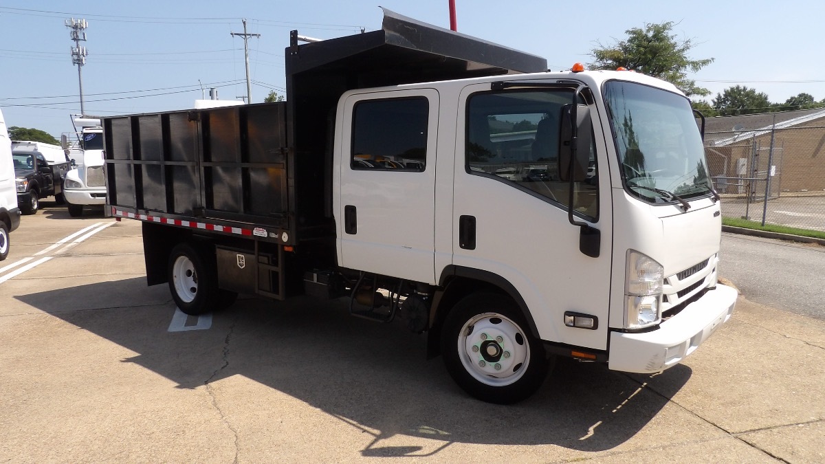 2022 ISUZU NRR in Norfolk, VA