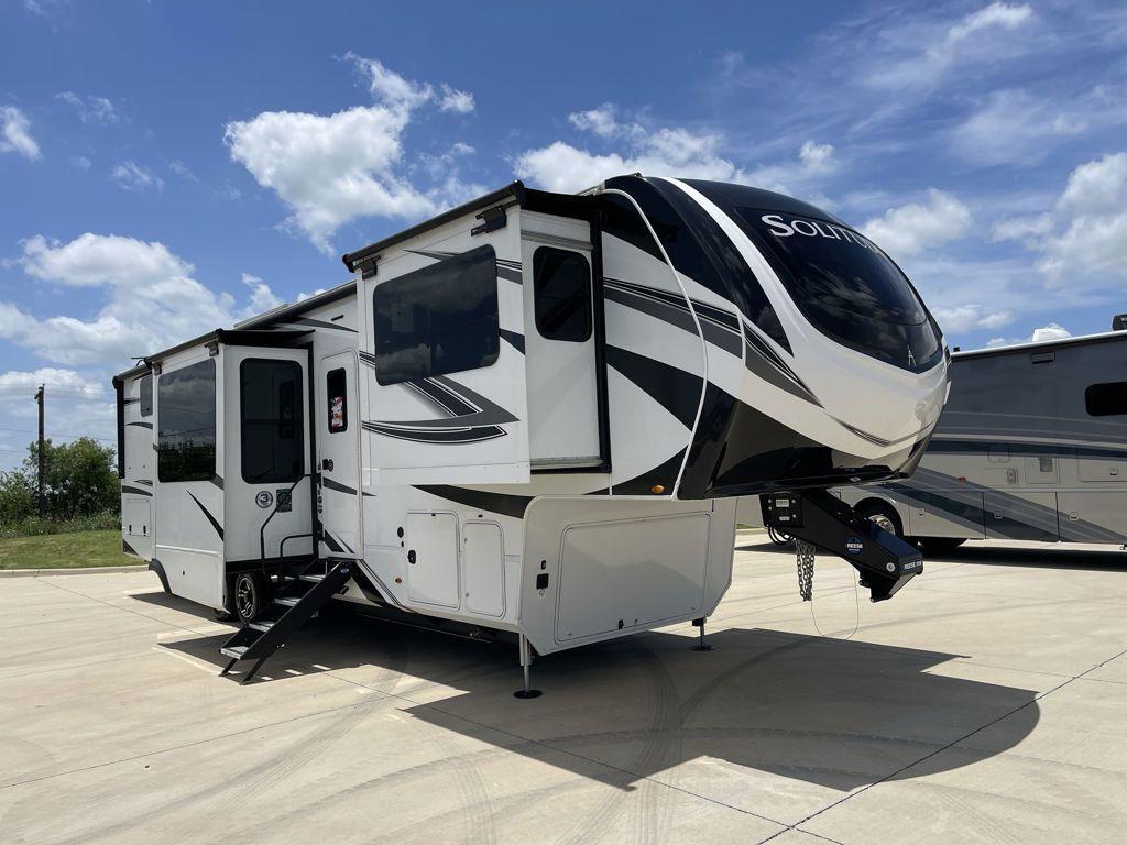 2024 Grand Design Solitude 380FL in sanger TX