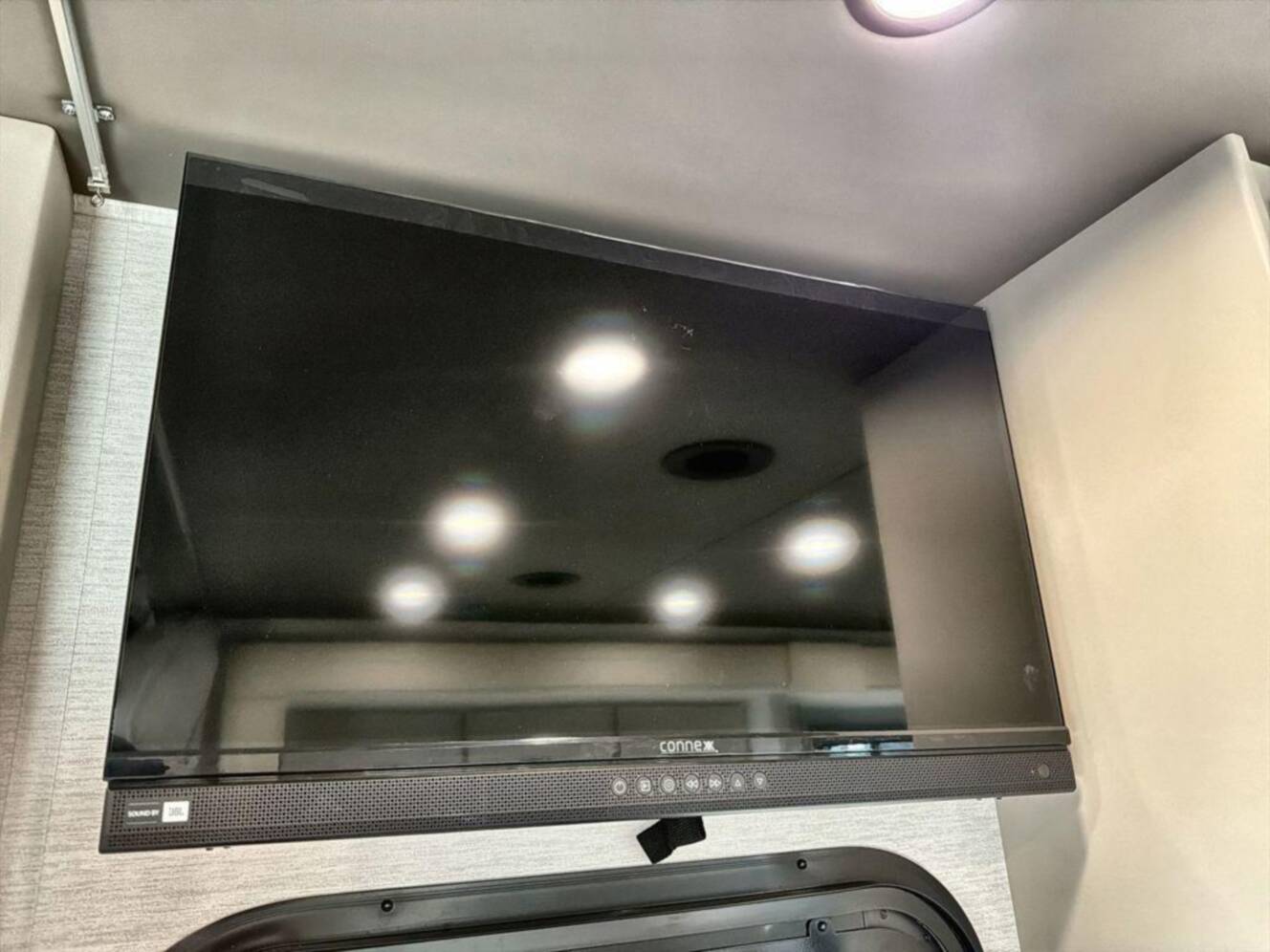 A photo of this 2027 Renegade Villagio 25RMC
