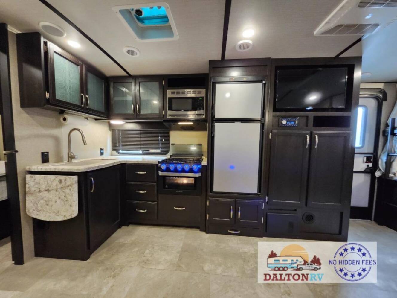 A photo of this 2019 Grand Design Imagine 2800BH