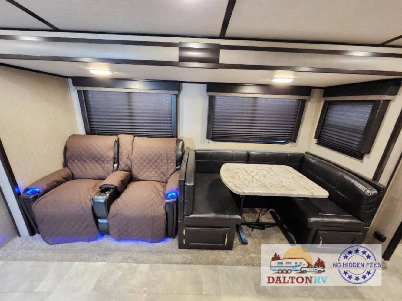 A photo of this 2019 Grand Design Imagine 2800BH