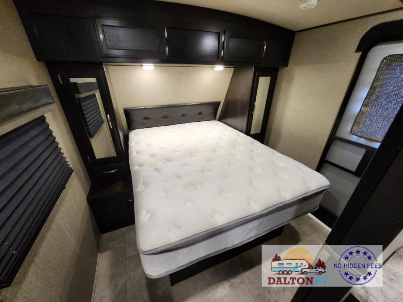 A photo of this 2019 Grand Design Imagine 2800BH