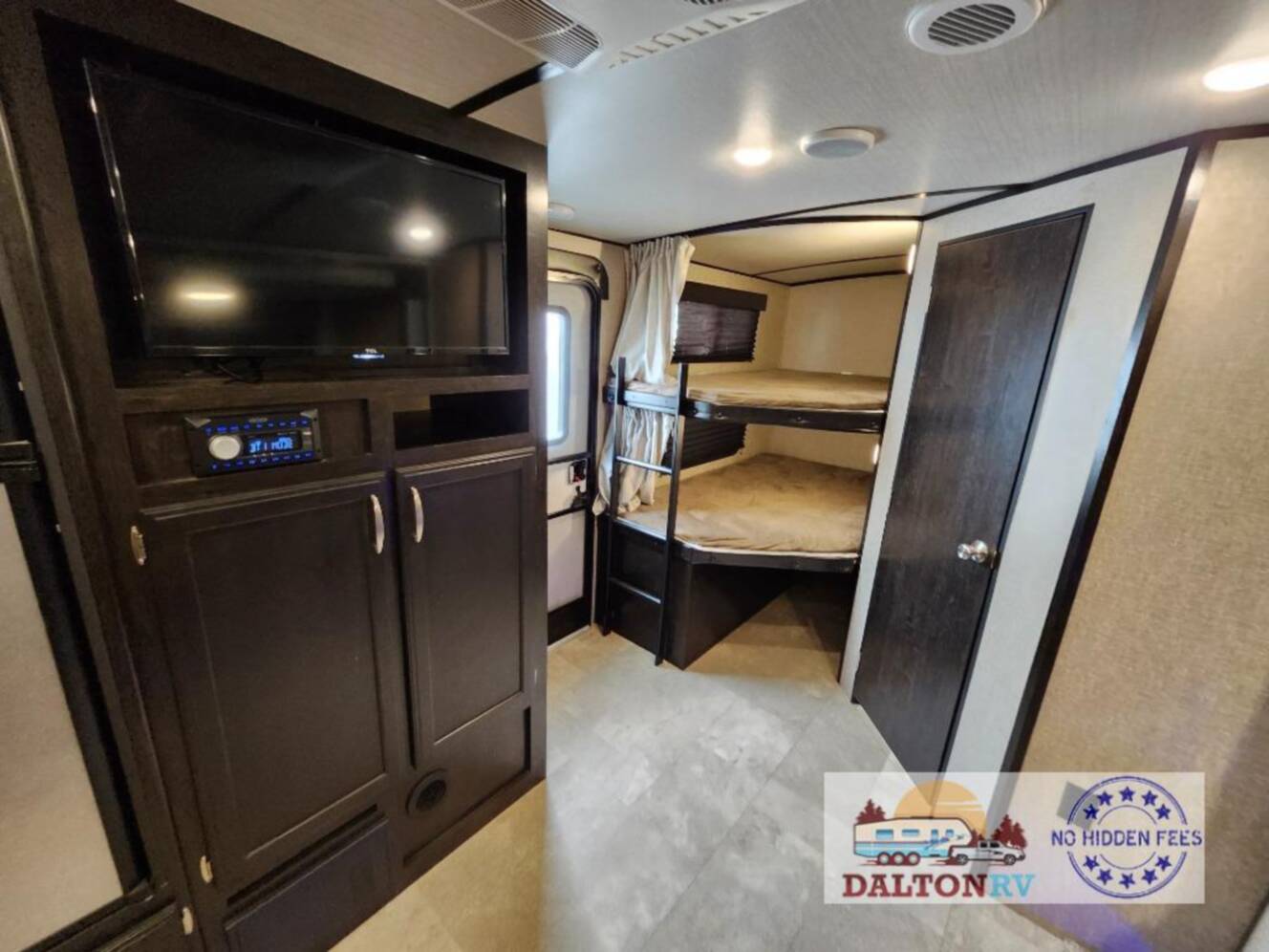 A photo of this 2019 Grand Design Imagine 2800BH