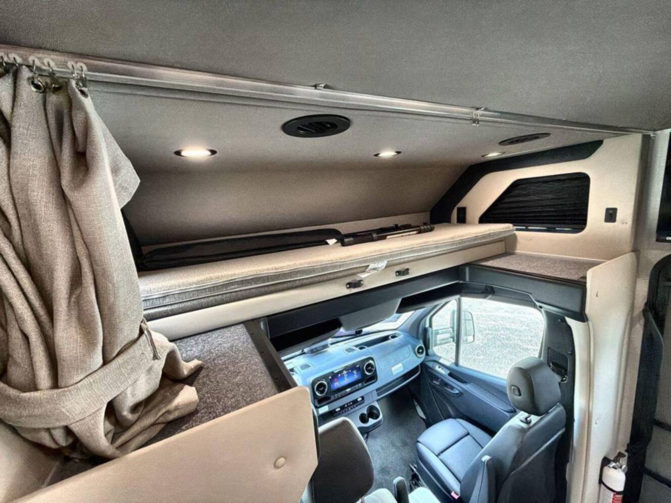 A photo of this 2027 Renegade Villagio 25RMC