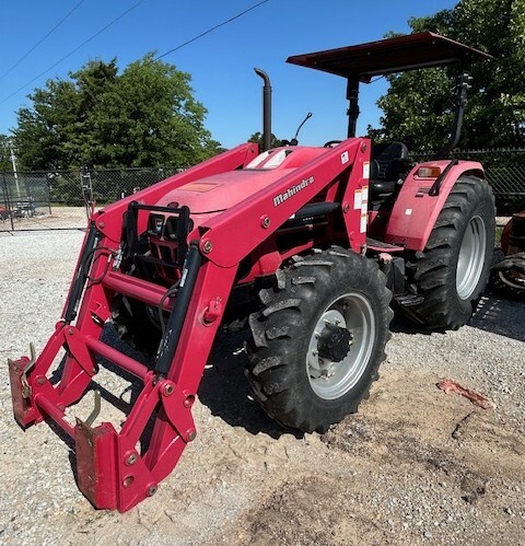 2009 MAHINDRA 8560 in Joplin, MO