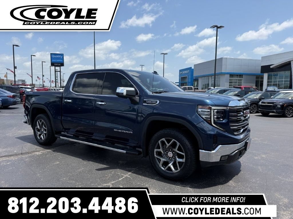 2022 GMC SIERRA in Clarksville, IN