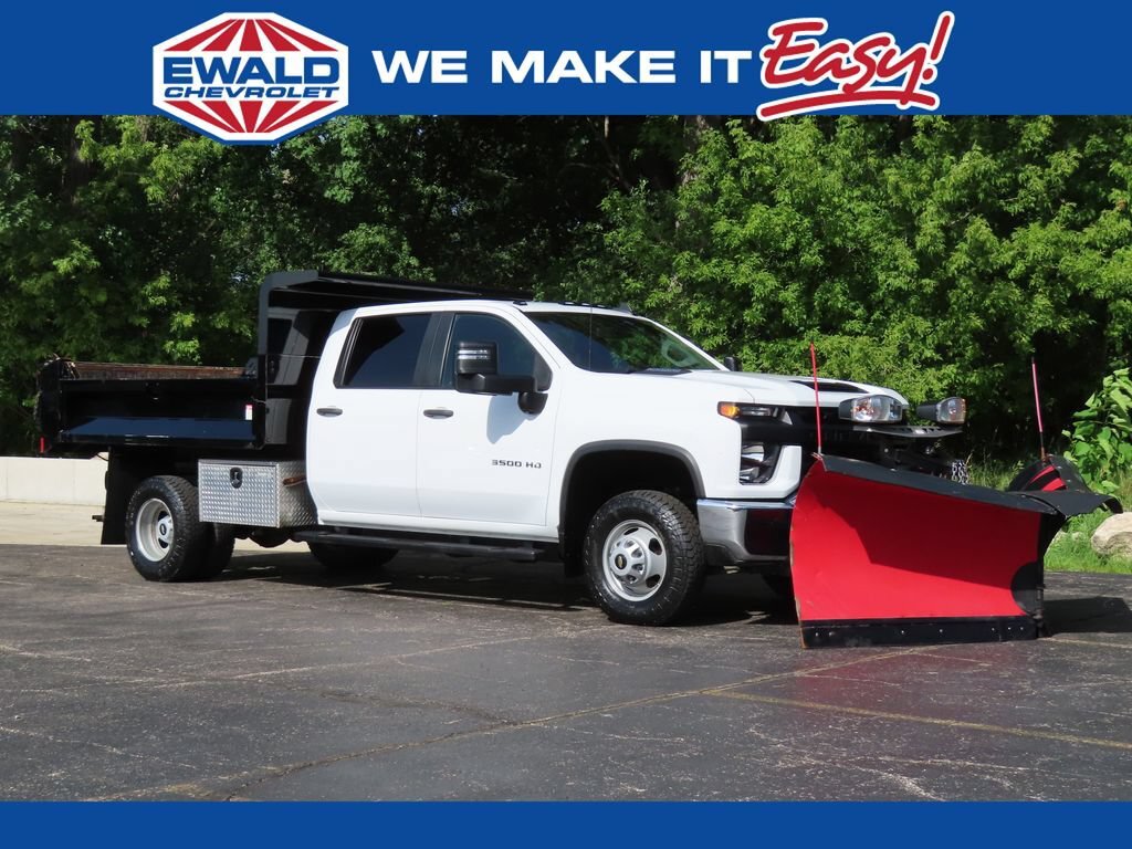 2023 CHEVROLET Silverado 3500HD CC in Oconomowoc, WI