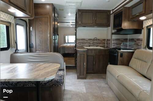 2020 Coachmen Freelander 31BH in spicewood TX