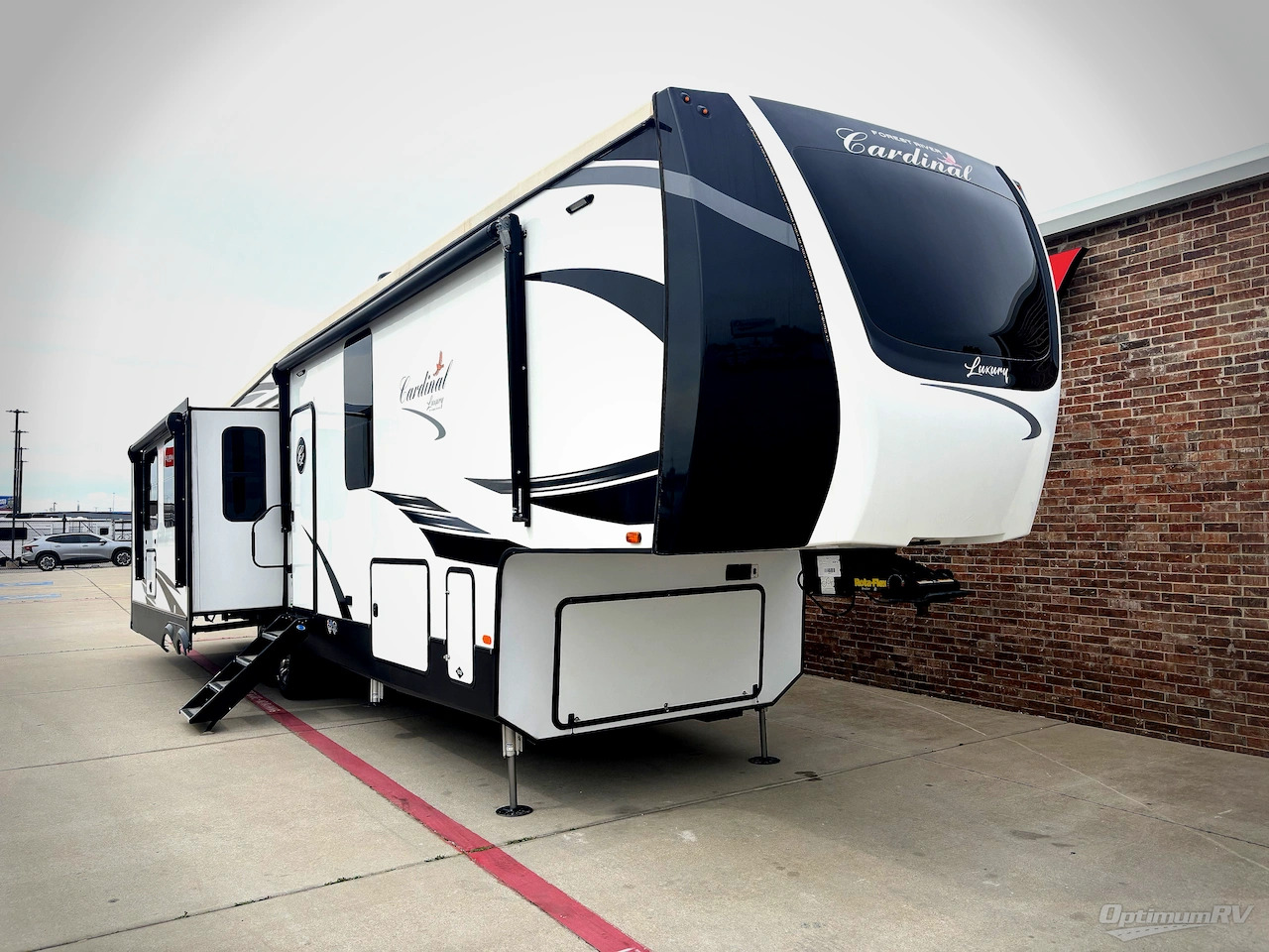 2021 Forest River Cardinal Luxury 390FBX in moore OK