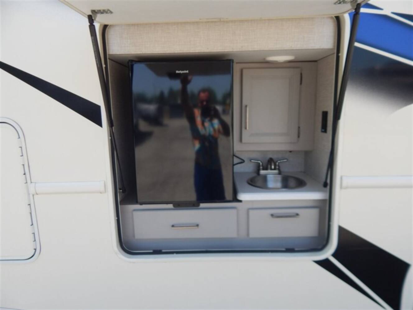 A photo of this 2022 Thor Windsport 34J