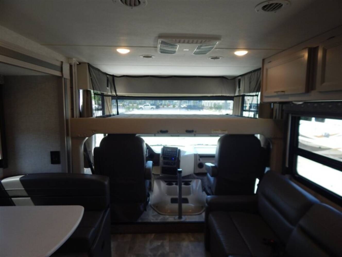 A photo of this 2022 Thor Windsport 34J