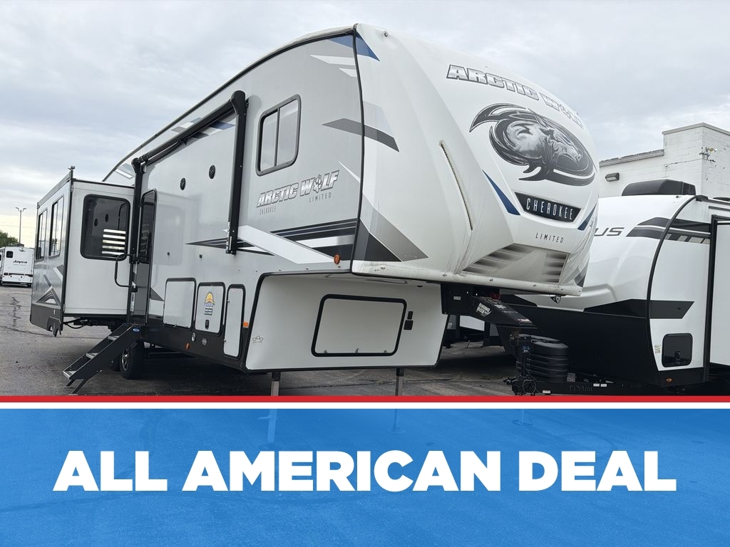 2022 Forest River ARCTIC WOLF 327MB RV