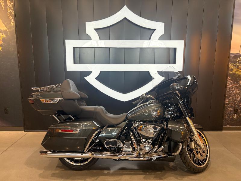 2026 Harley-Davidson STREET GLIDE LIMITED LIMITED in Appleton, WI