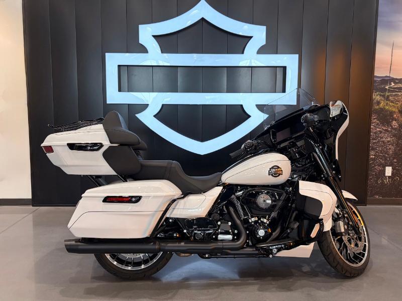 2026 Harley-Davidson STREET GLIDE LIMITED LIMITED in Appleton, WI