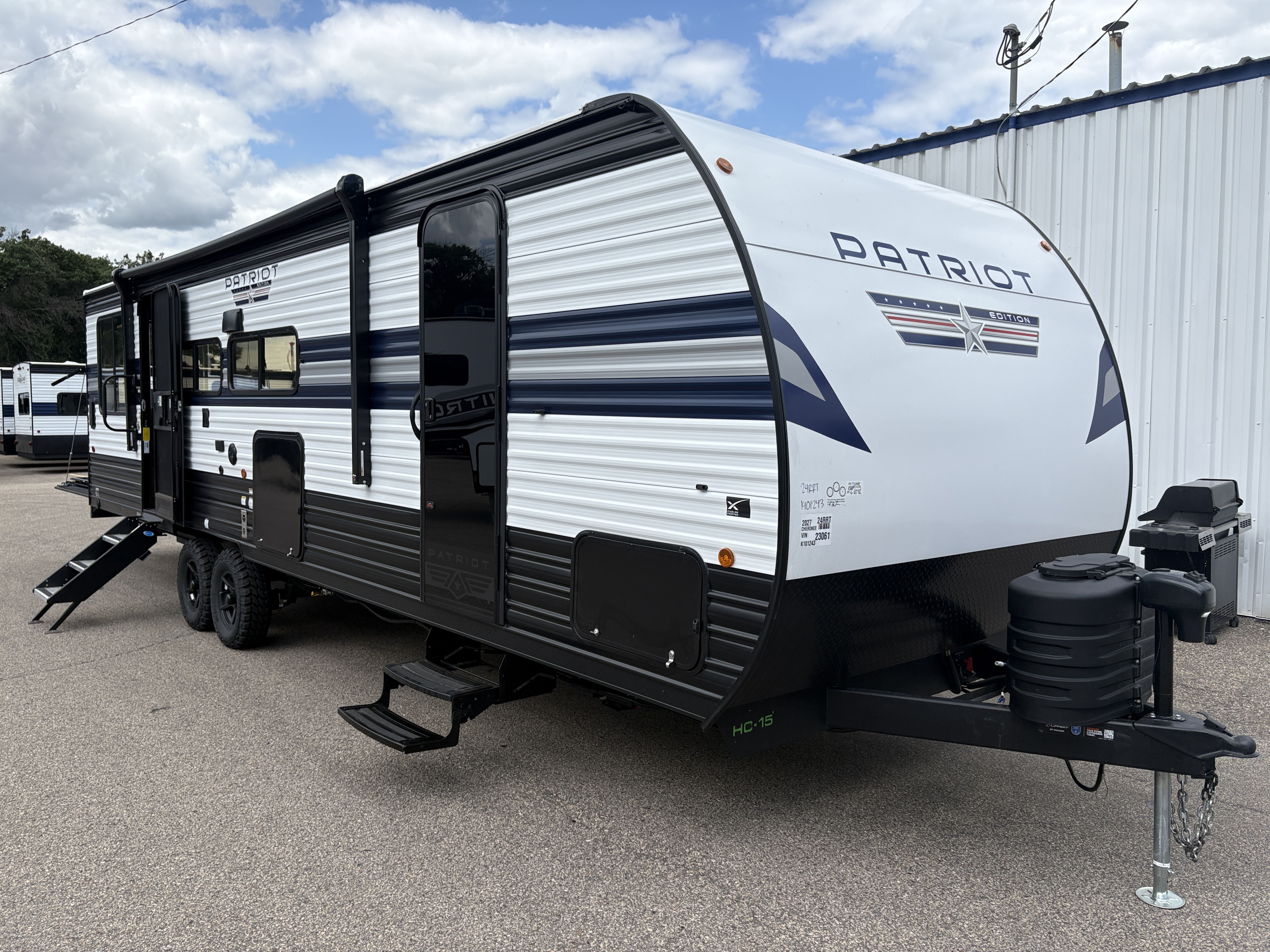 2027 Forest River Cherokee Grey Wolf 24RRT Travel Trailer Toy Hauler RV