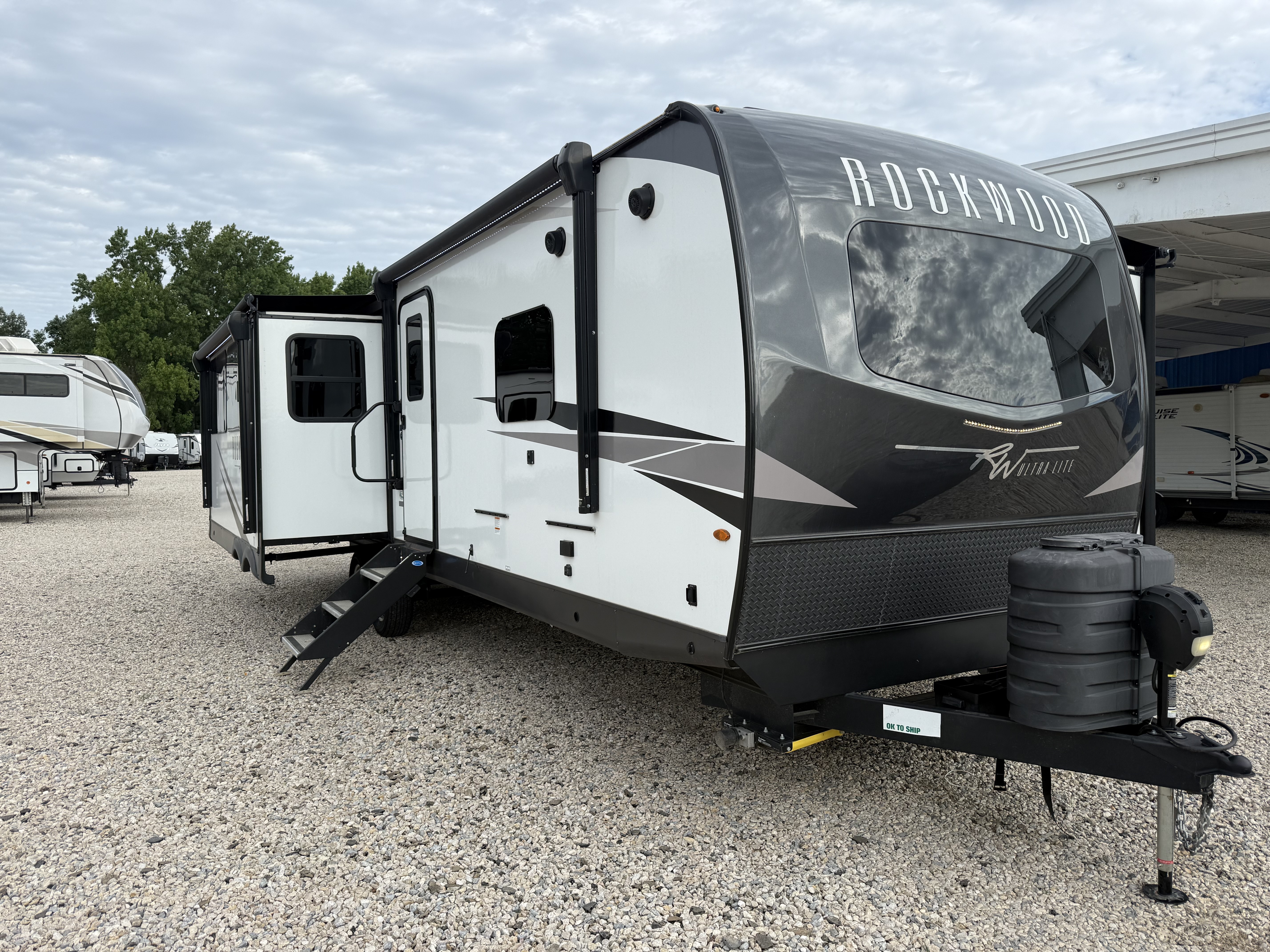 2024 Forest River Rockwood Ultra Lite 2906BS RV