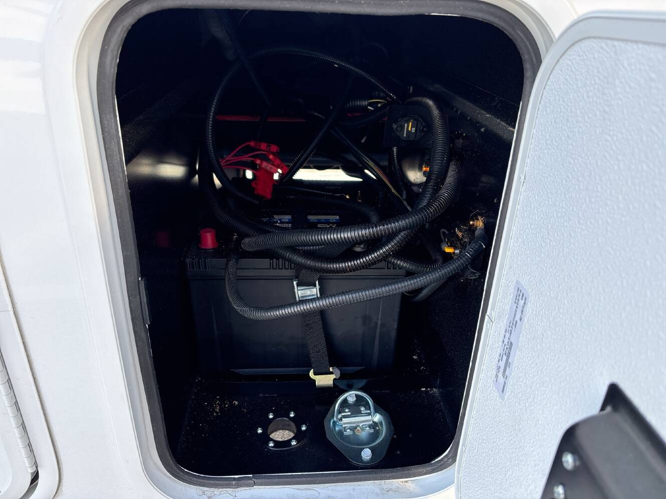 A photo of this 2027 Thor FREEDOM TRAVELER A29