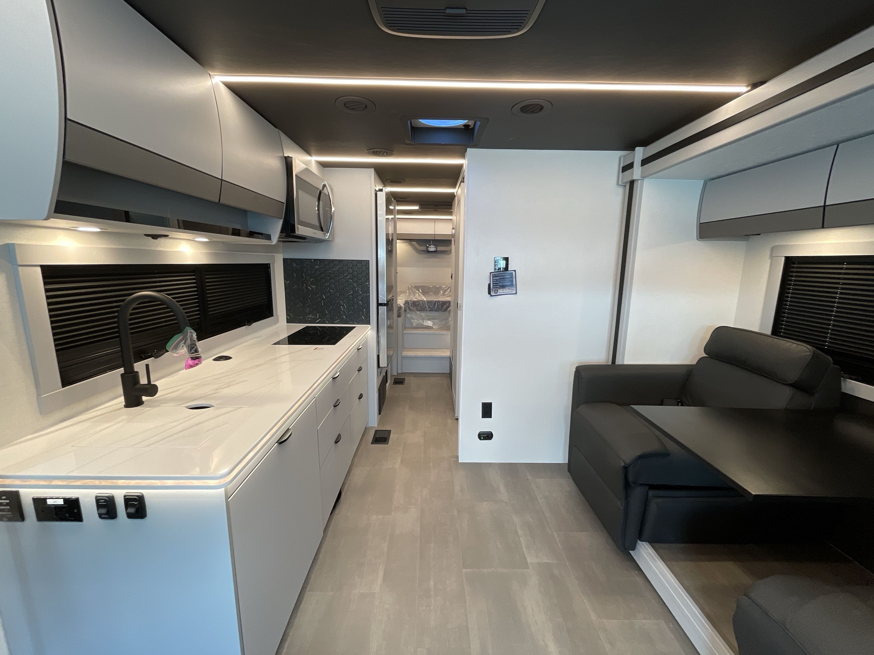 2026 Coachmen EURO 25TB in sherwood AR