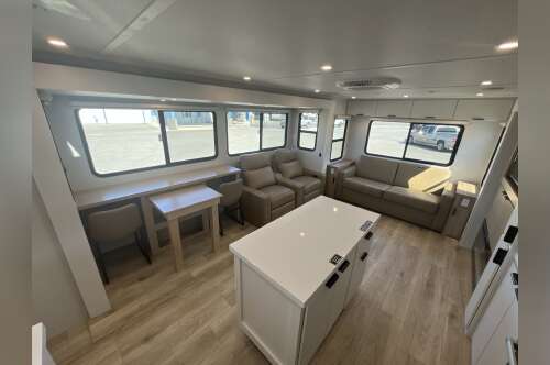 2026 Winnebago THRIVE 29RLO in biloxi MS