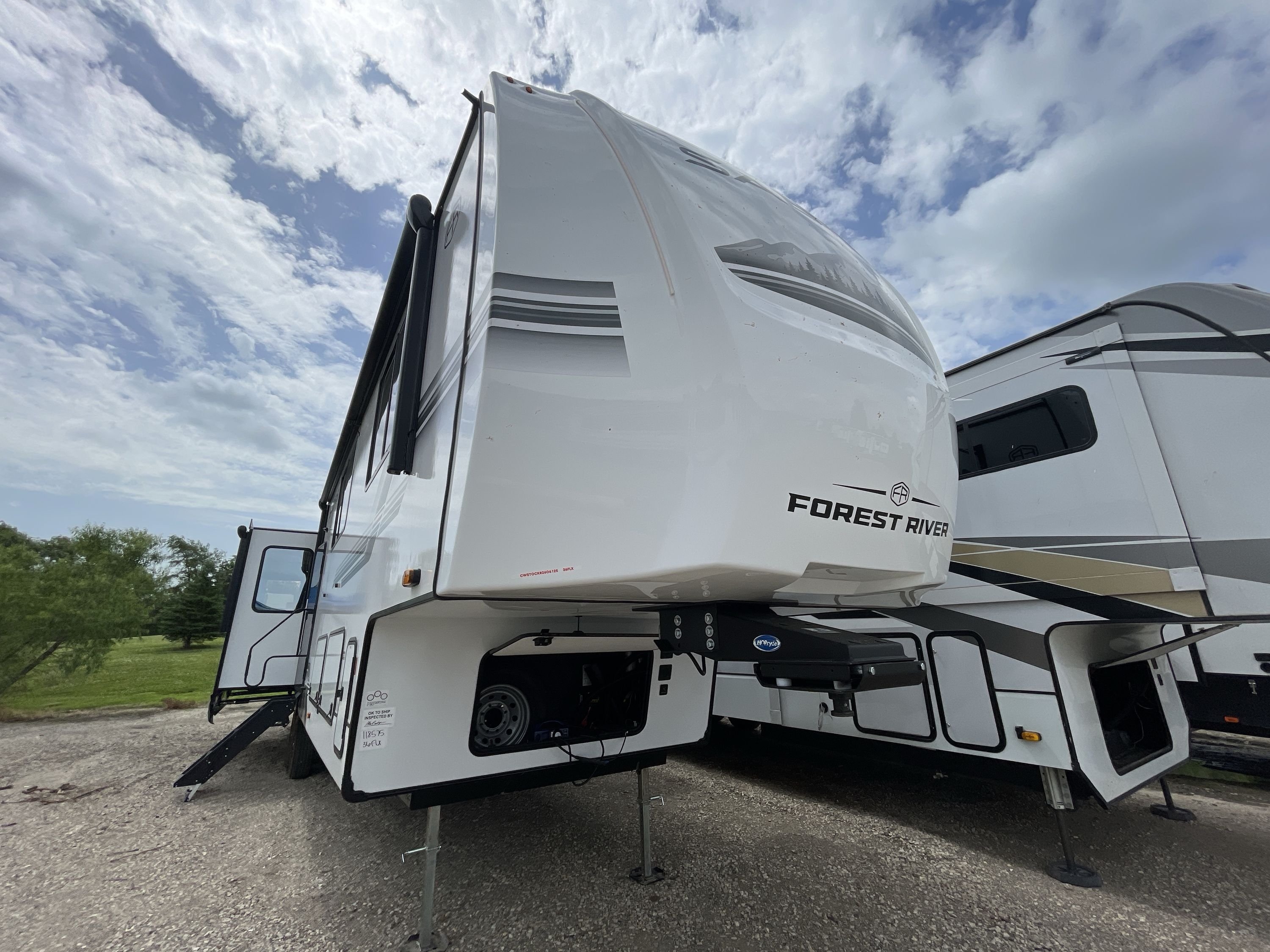 2027 Forest River SABRE 36FLX in cedar falls IA