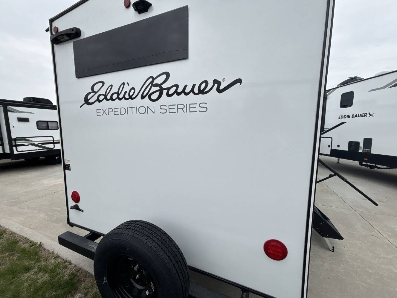 A photo of this 2026 Dutchmen EDDIE BAUER EXPEDITION 295BH