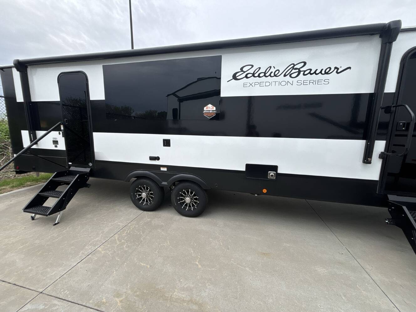 A photo of this 2026 Dutchmen EDDIE BAUER EXPEDITION 295BH