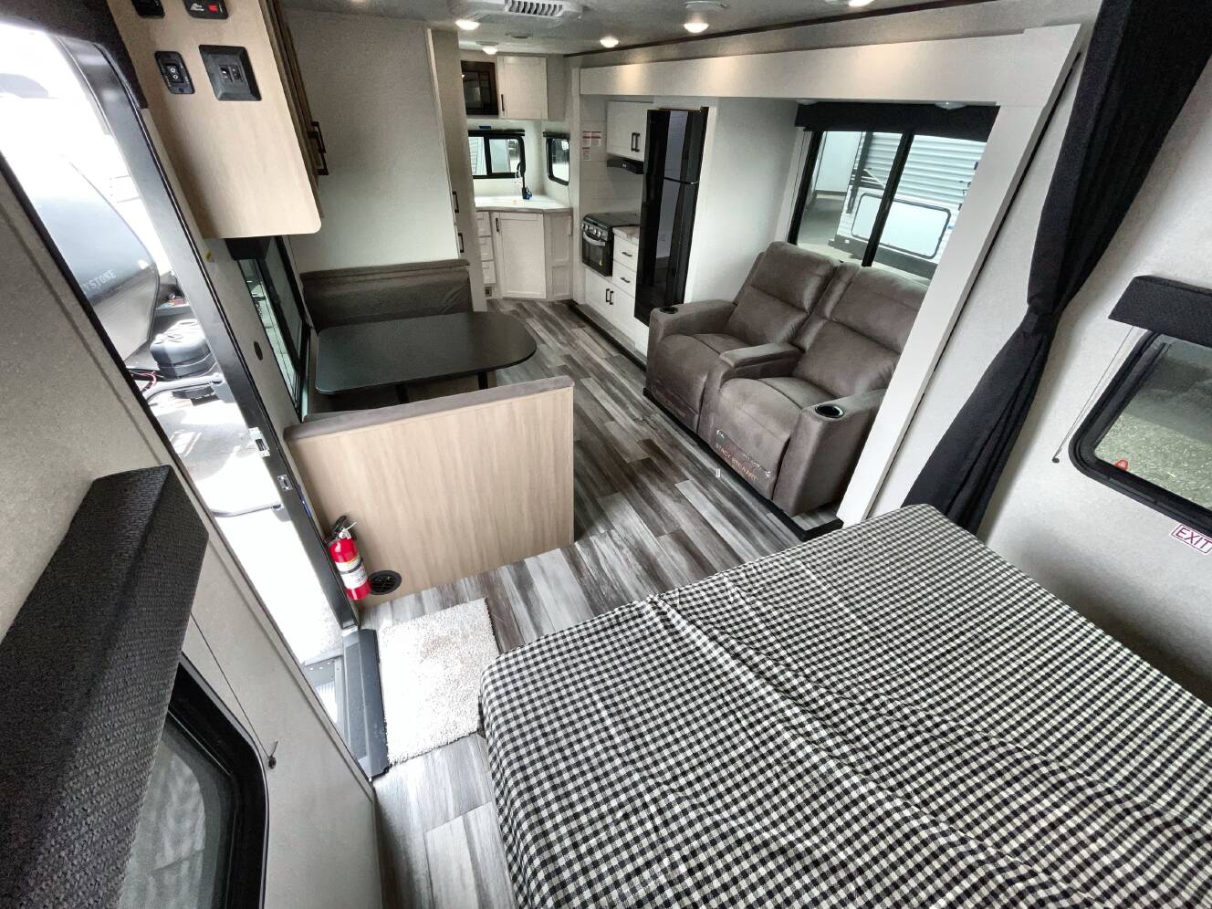 A photo of this 2026 Jayco JAY FLIGHT SLX 225MLS