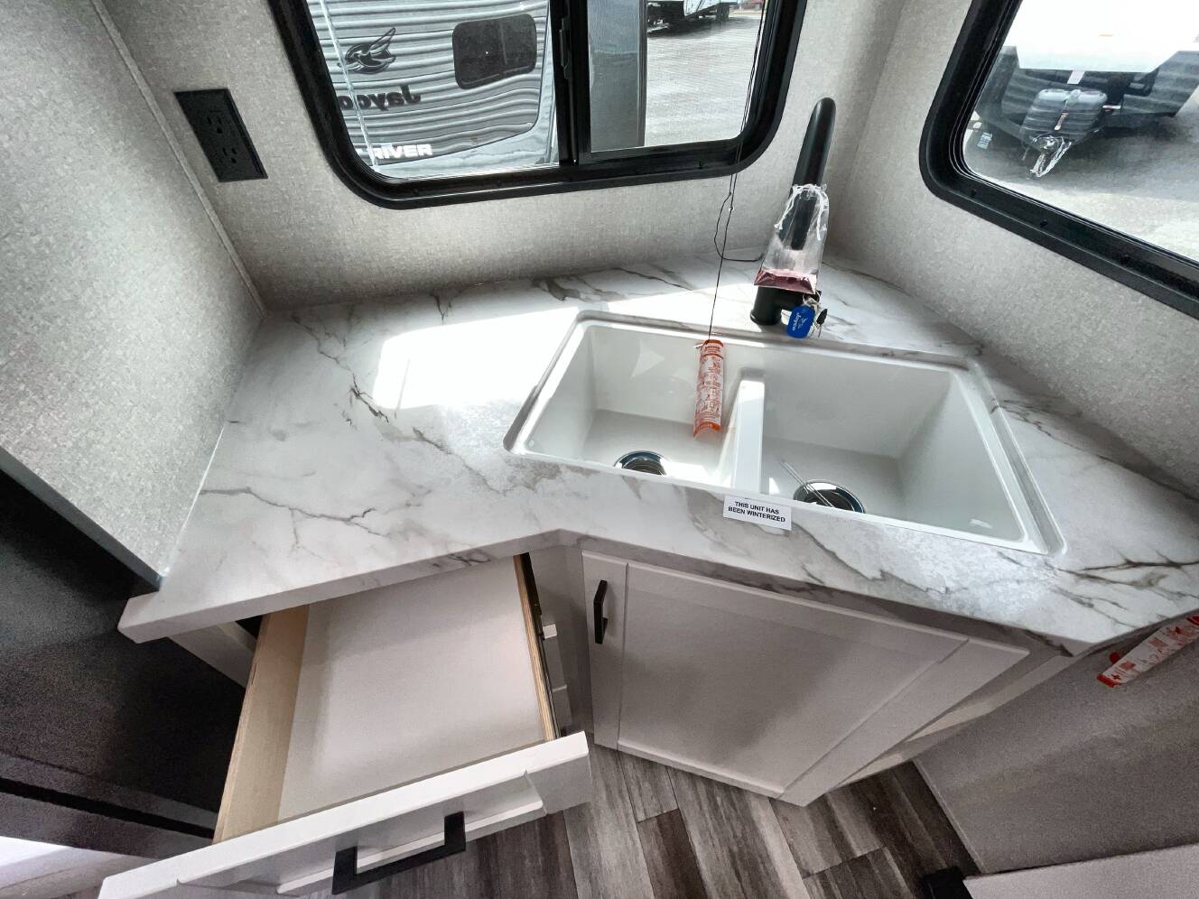 A photo of this 2026 Jayco JAY FLIGHT SLX 225MLS